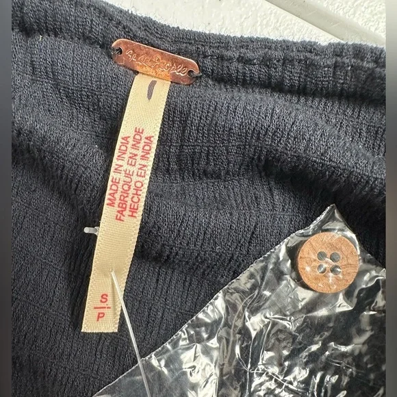 Free People Made Me Blush Midi Dress Black Gauzy Boho Beachy NWOT S - Picture 7 of 13